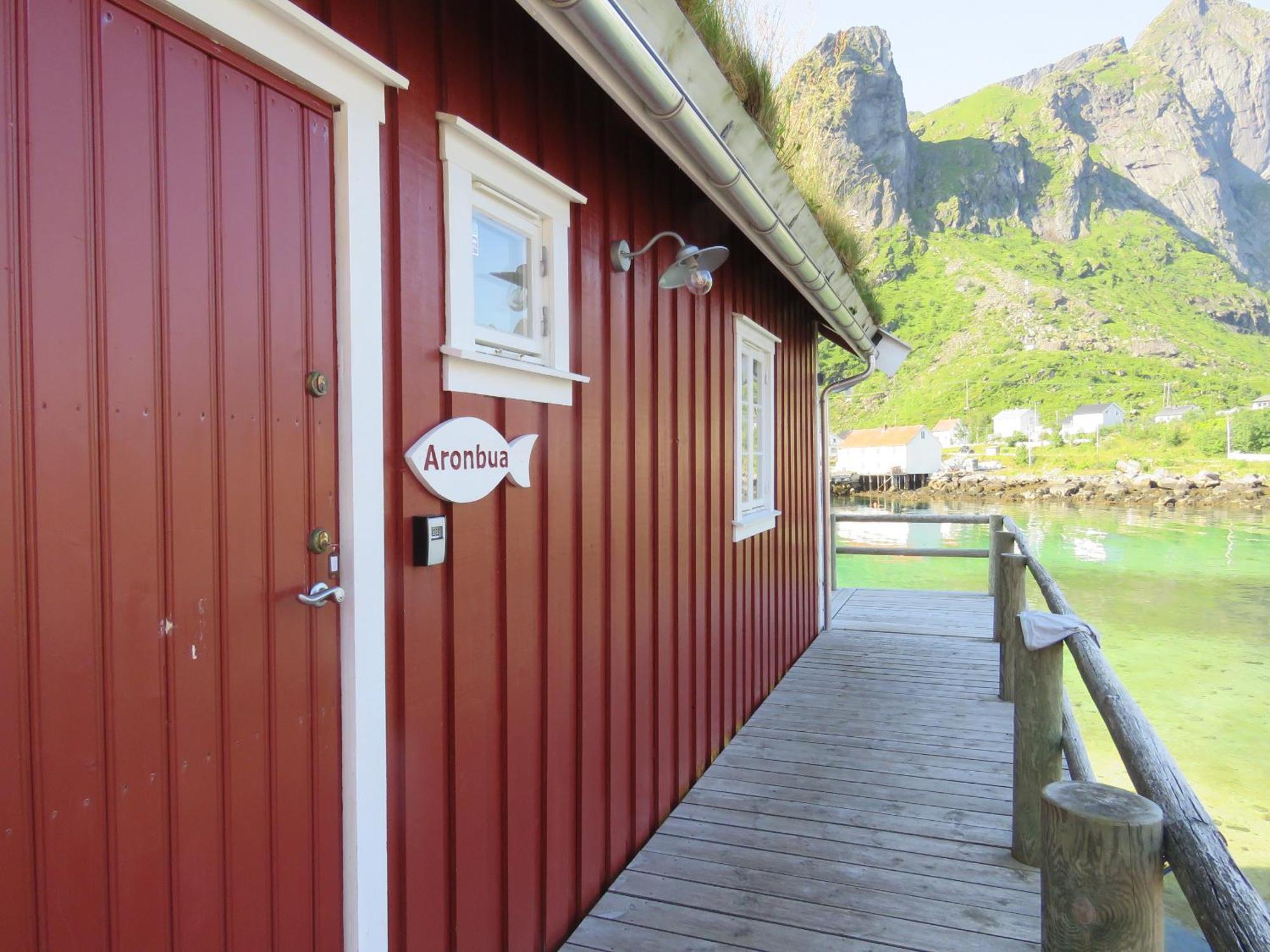 Valen Cabins In Reine Εξωτερικό φωτογραφία