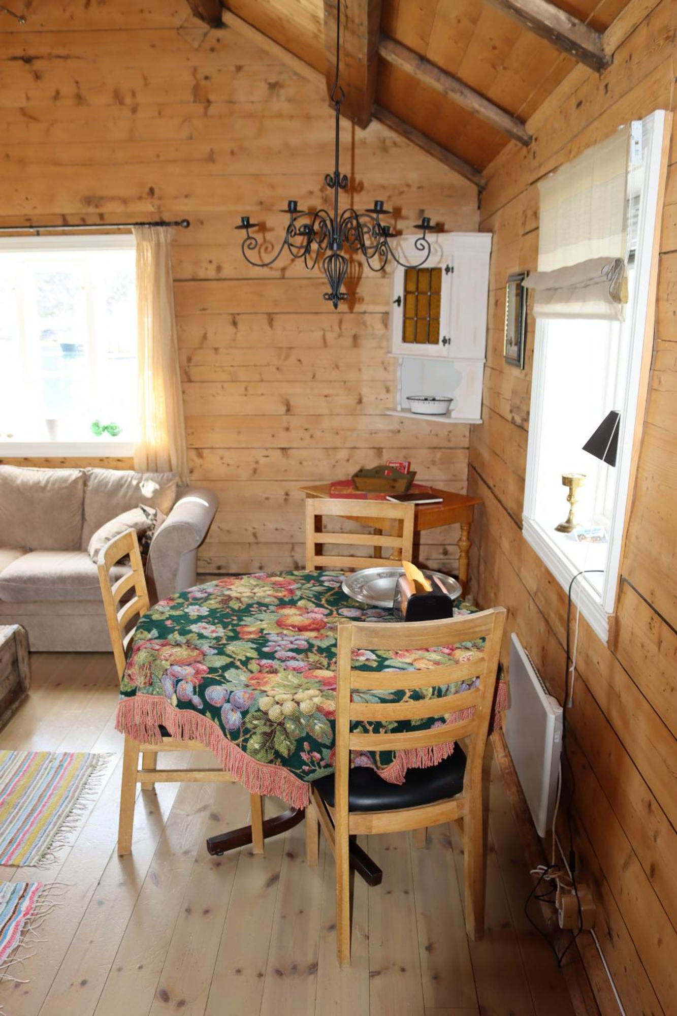 Valen Cabins In Reine Εξωτερικό φωτογραφία