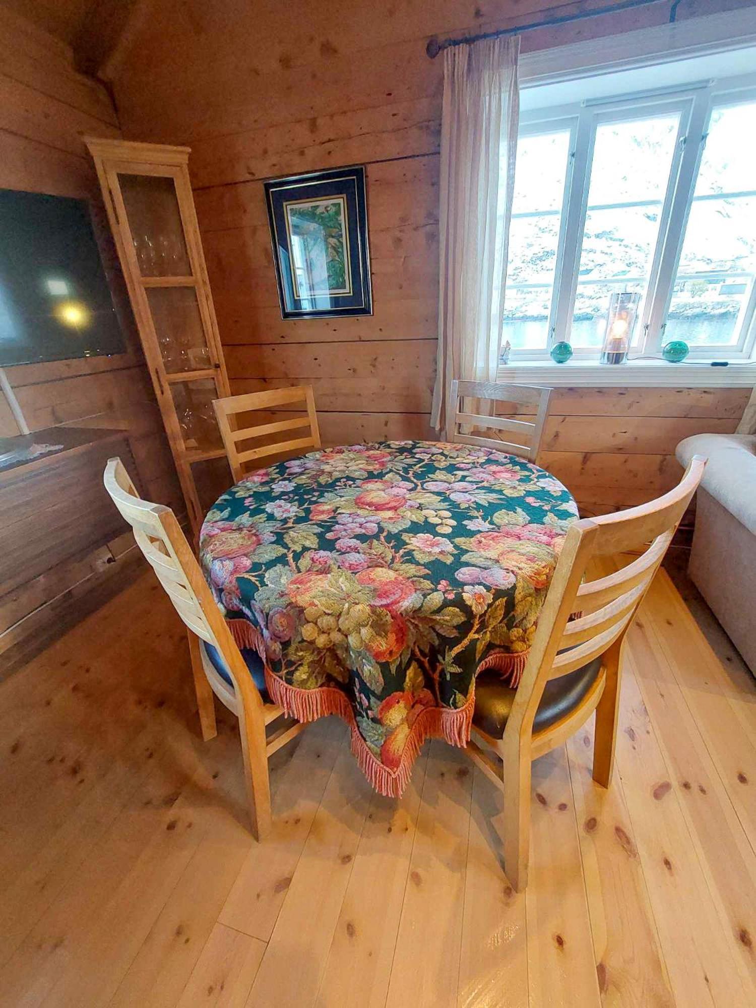 Valen Cabins In Reine Εξωτερικό φωτογραφία