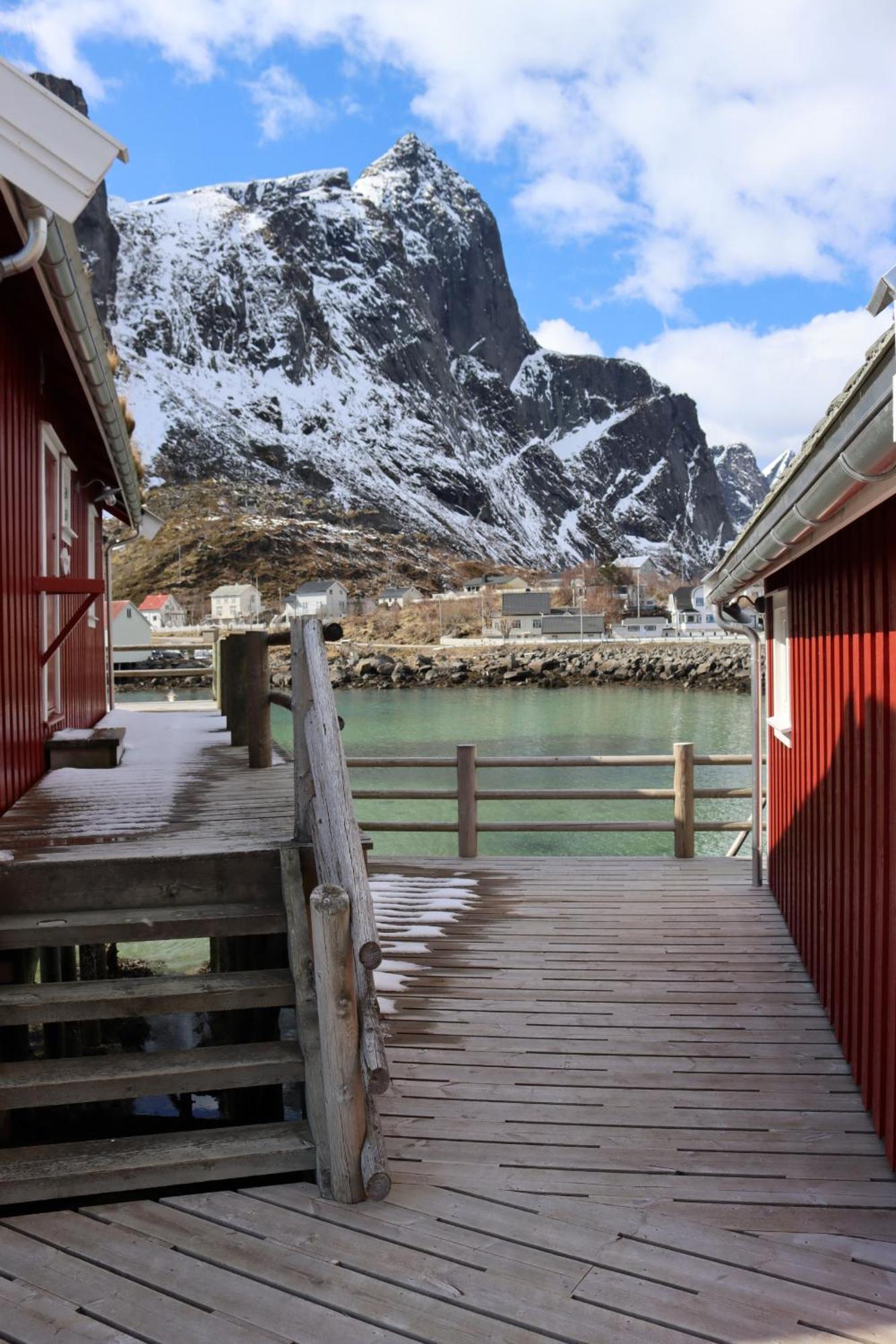 Valen Cabins In Reine Εξωτερικό φωτογραφία
