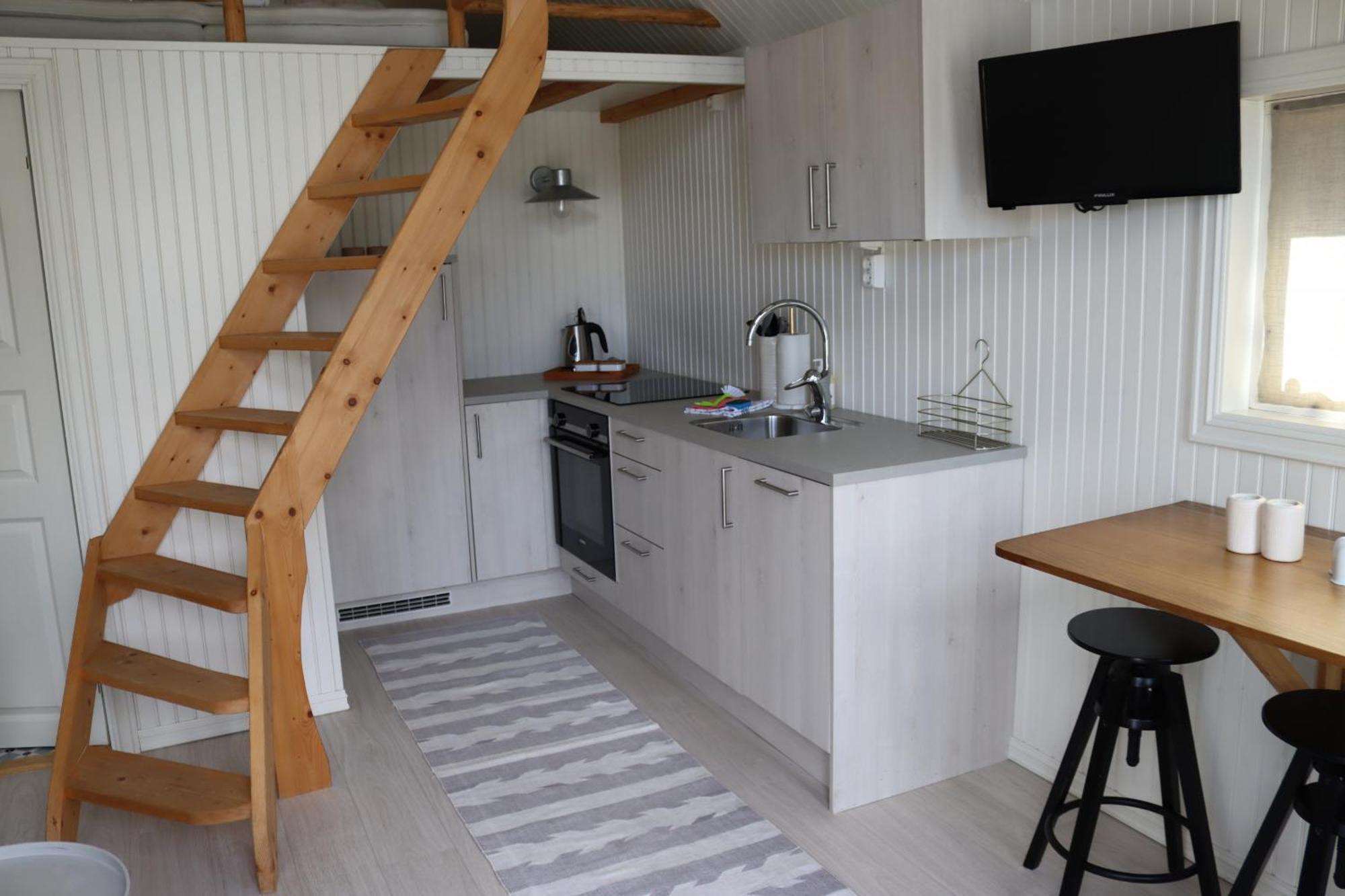 Valen Cabins In Reine Εξωτερικό φωτογραφία